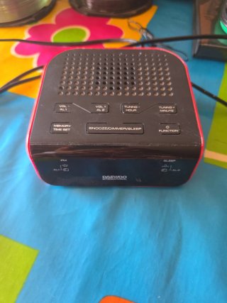 Radio Despertador Daewoo