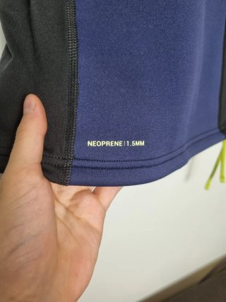 Camiseta de neopreno para niños