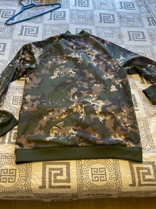 Chaqueta Adidas Camuflaje Verde talla xl 15/16