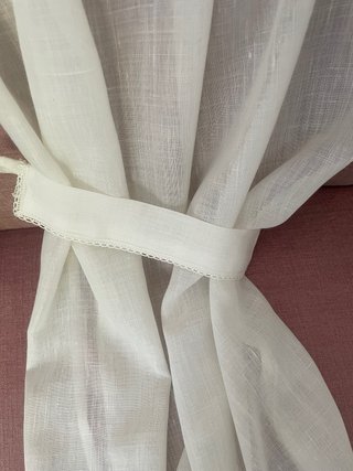 Cortinas de hilo con puntilla