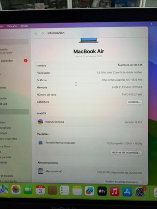 MacBook Air 2019 13” i5 8GB RAM 256GB