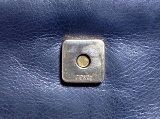 Borsa Fendi baguette in pelle navy blu
