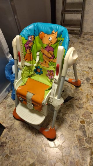 Trona infantil con estampado divertido