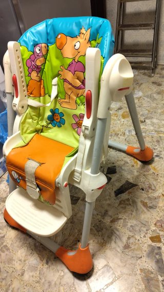 Trona infantil con estampado divertido