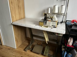 Máquina Overlock Siruba 504M2-04 Remalladora