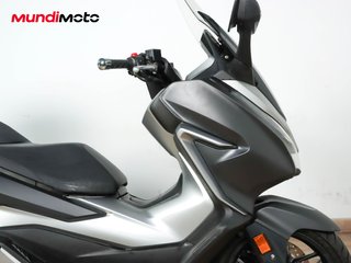 HONDA FORZA 300