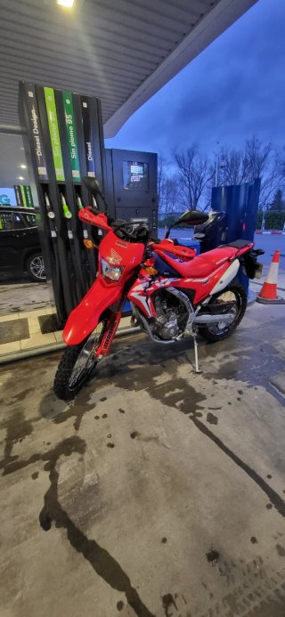 Honda CRF Enduro/Motocross Roja y Blanca