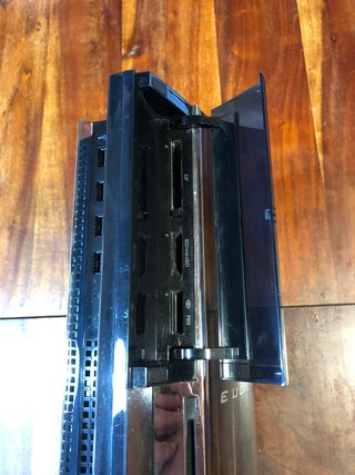 Console PS3 retrocompatibile 60 gb si surriscalda