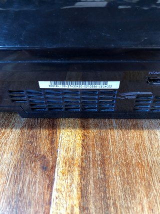 Console PS3 retrocompatibile 60 gb si surriscalda