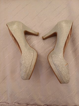 Zapatos de fiesta plateados talla 39