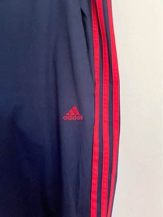 Pantalón Adidas G89175 vintage 2013 azul y rojo.