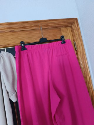 Conjunto Túnica Beige y Pantalón Rosa