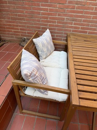 Mesa madera exterior con 2 sillas y banco