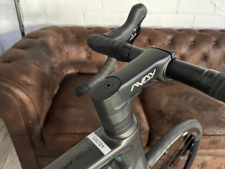 BERRIA BELADOR CARBON 105 G5701