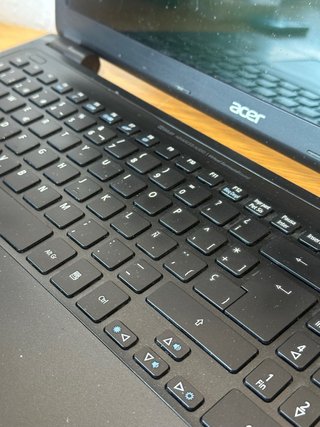 Portátil Acer Aspire V5-571G sin batería