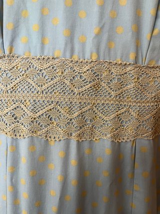 Vestido Flamenca Azul con Lunares Dorados