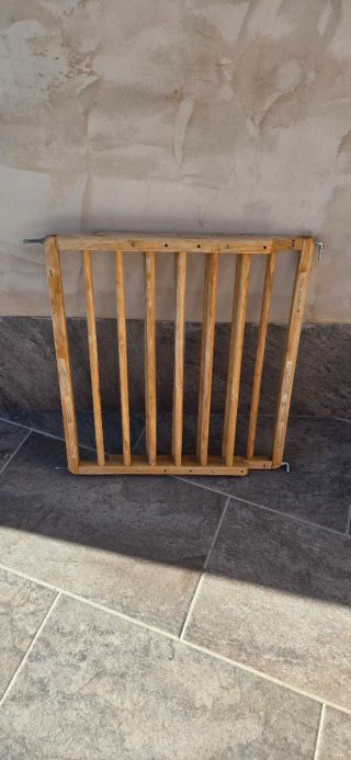 Barandilla seguridad madera para niños