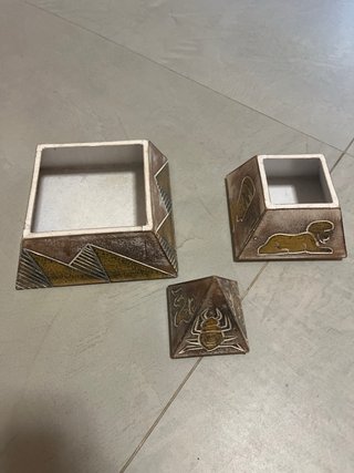 Pirámide Decorativa Egipcia