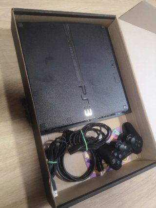 PS3 Slim 320GB Negra con Mando y Cables