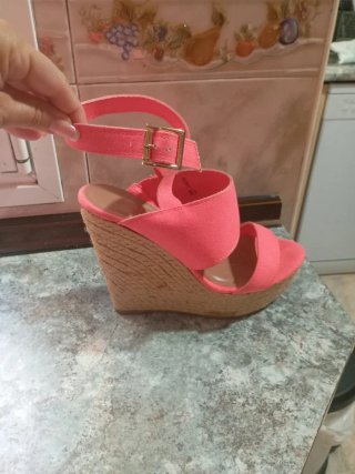 Sandalias cuña coral T40/41