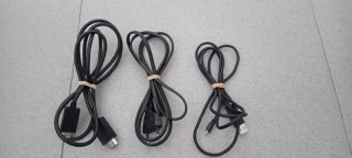 PS4 Slim Negra + 3 Juegos