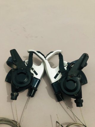 Mandos Shimano LX M570 3x9v