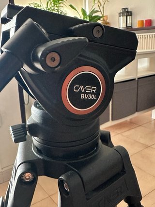 Trípode de vídeo Cayer BV30L con rótula fluida