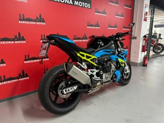 BMW S 1000 R DEL AÑO 2025 !!! COMO NUEVA !!!