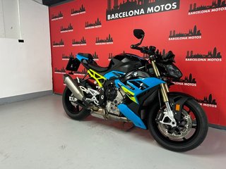 BMW S 1000 R DEL AÑO 2025 !!! COMO NUEVA !!!