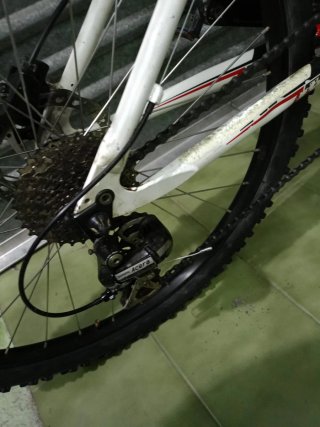 Bicicleta GT Outpost Talla S Roja