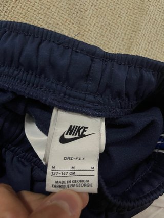 Pantalón corto Nike azul marino