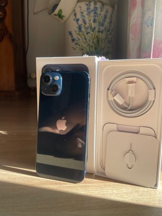 iPhone 13 128GB - ¡Caja y Cables Originales!