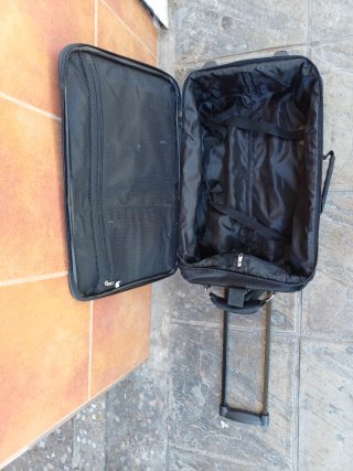 Maleta de viaje con ruedas