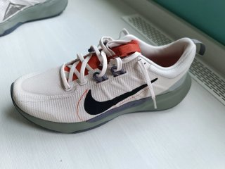 Nike Juniper Trail 2 NN Beige/Naranja