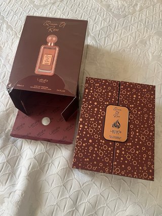 Perfume Queen of Roses Lattafa