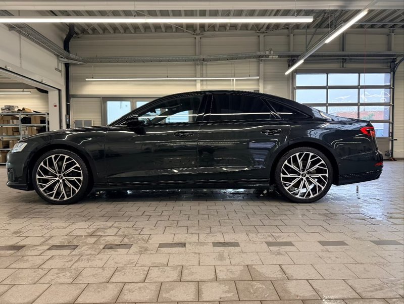 Audi A8 2021 60 TDI - foto 1