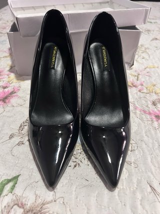 Zapatos de tacón negros