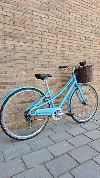 Bicicleta Paseo Mujer Urbana azul con cesta