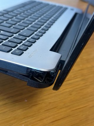 Portátil ASUS K555L i3 4GB 500GB HDD