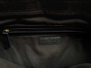 Bolso Tote Valentino Blanco y Negro Cremallera