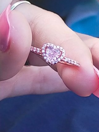 Anillo Corazón Rosa pandora Talla  en las fotos