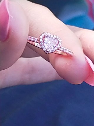 Anillo Corazón Rosa pandora Talla  en las fotos
