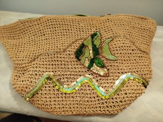 Bolso de playa beige y verde