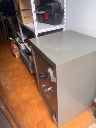 Caja Fuerte Grande Metálica