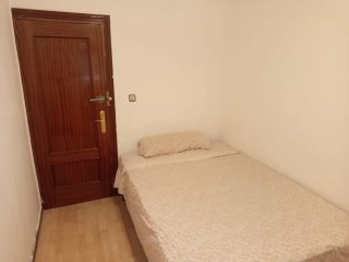 Alquilo Alquilo habitación en Alcalá de henares