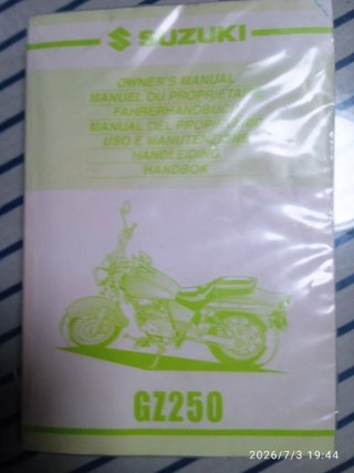 Manual Suzuki GZ250