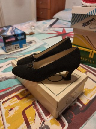 Zapatos de ante y piel negros