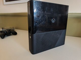 Pack Xbox 360 con 2 mandos y juegos