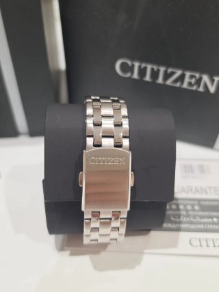 Reloj Citizen Automático Open Heart