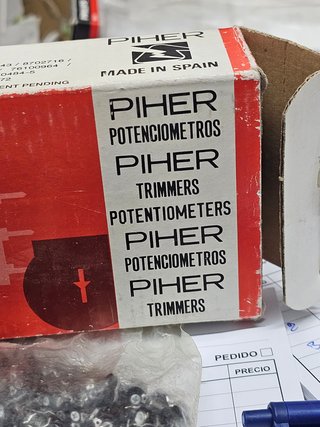 LOTE DE 10 POTENCIOMETROS  PHIER PT6 KV  3 €